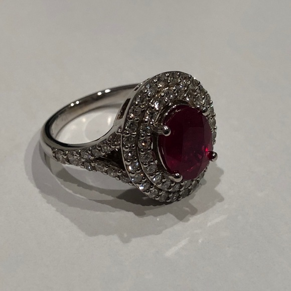 14K Gold Ruby & Diamond Ring - Picture 5 of 6